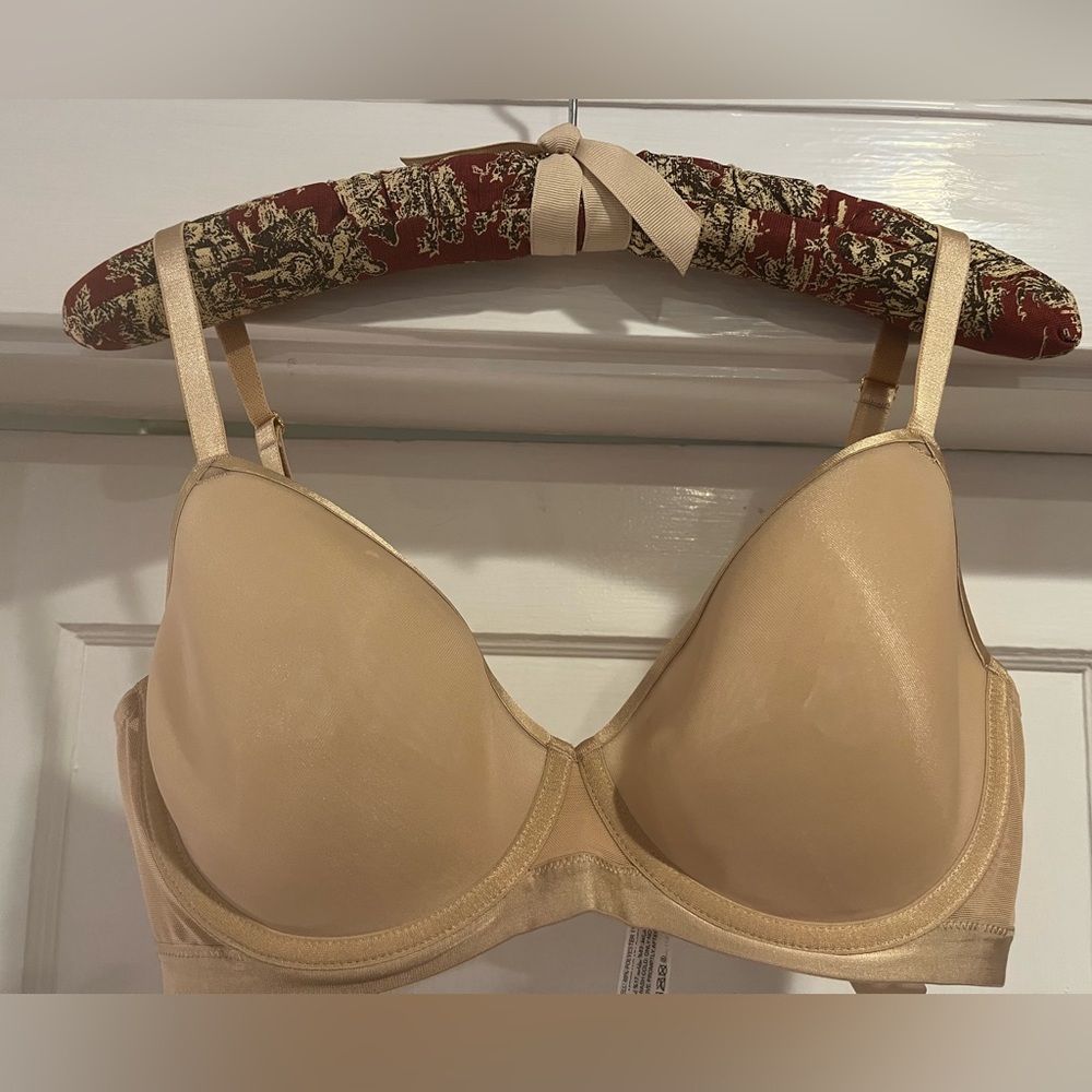 NWT Soma Lightest Lift Demi Bra 38C